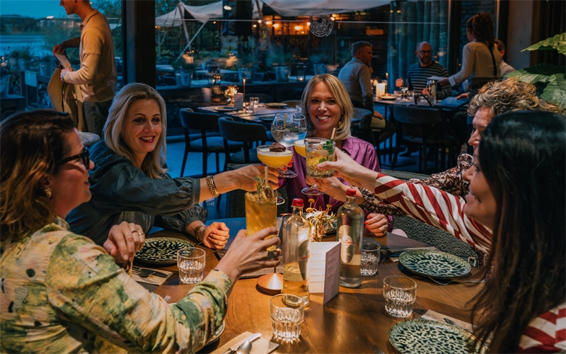 Lunchen bij Het Houtse Meer